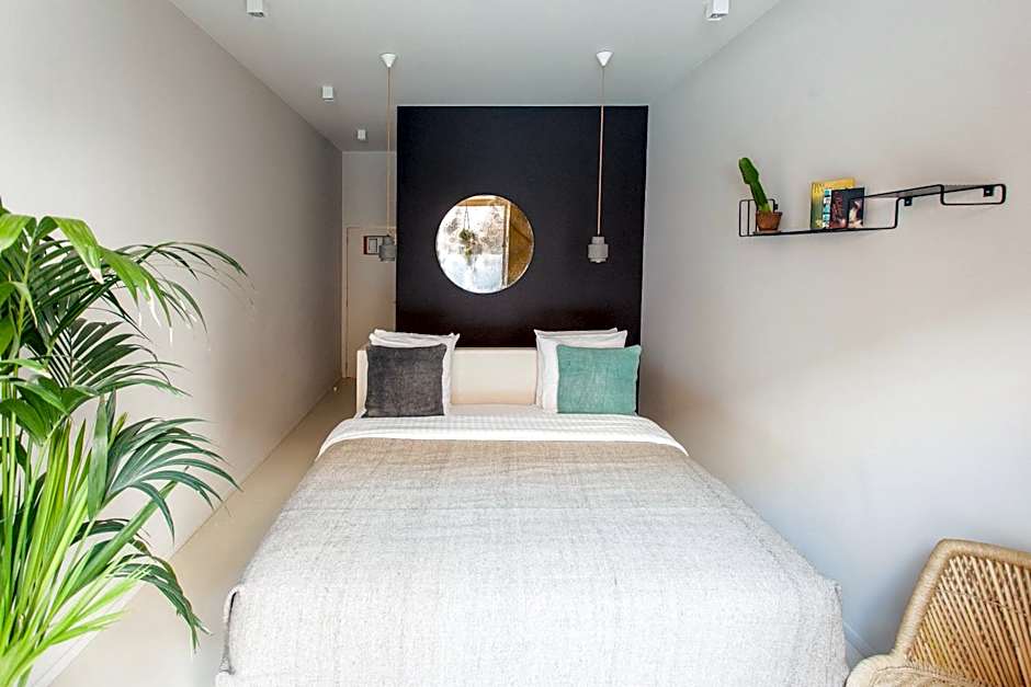 Latroupe Hotel Jardin Secret