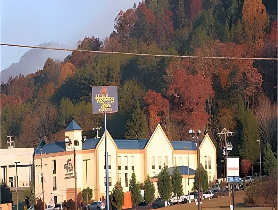 Holiday Inn Express Hotel & Suites Kimball By IHG
