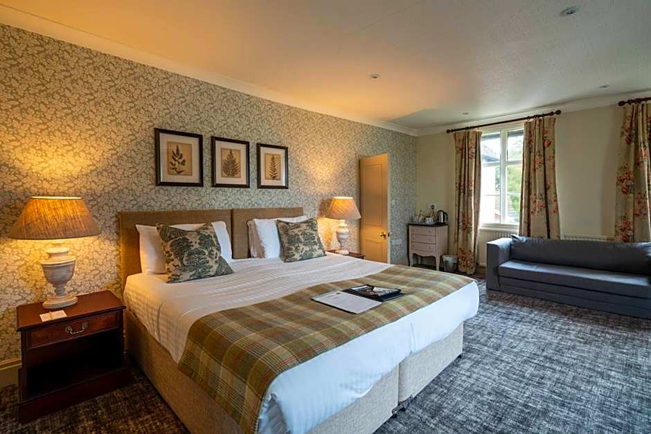 Hadley Bowling Green Inn