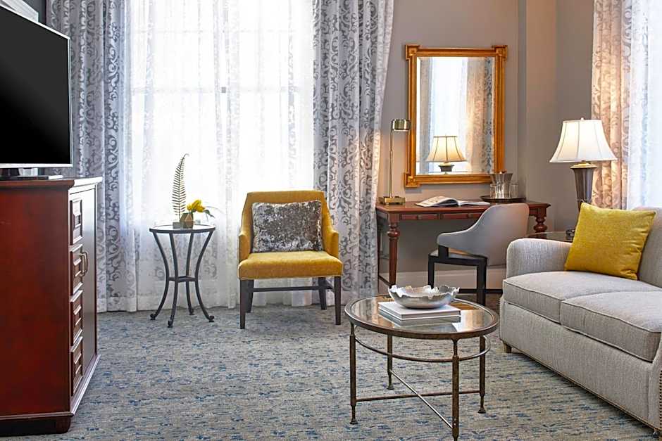 The Battle House Renaissance by Marriott Mobile Hotel & Spa