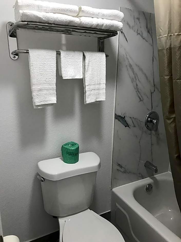 Motel 6-Alma, AR l-40