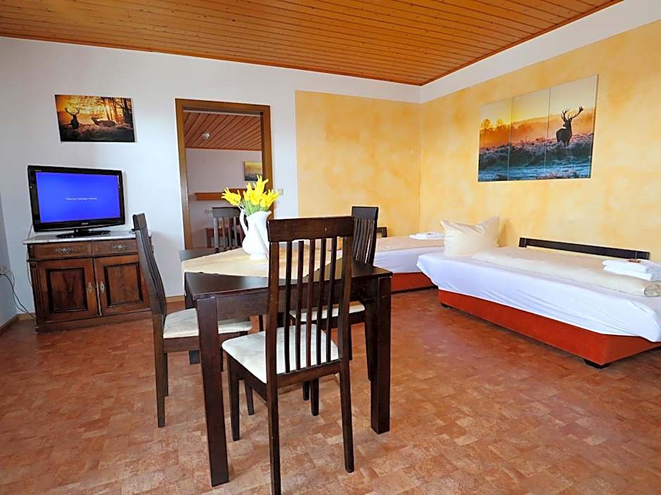 Hotel - Restaurant Hirschen - Werneths Landgasthof beim Europa- Park Rust