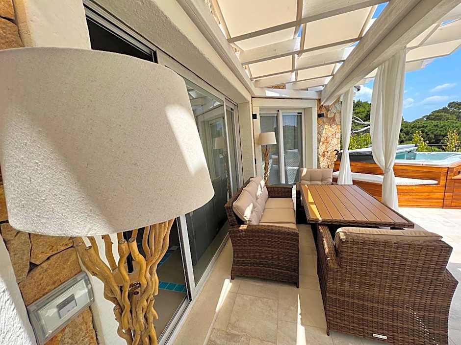 Suite Villa Aquamarina con Jacuzzi Riservata