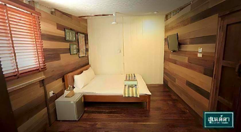 Suneta Hostel Chiangkhan