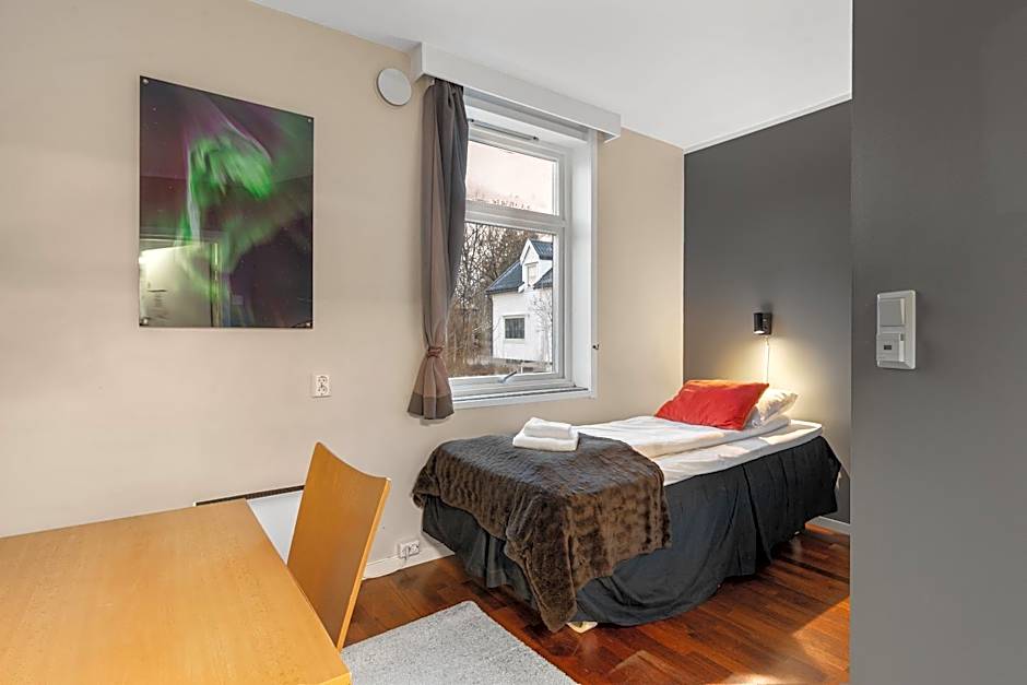 Enter Backpack Hotel