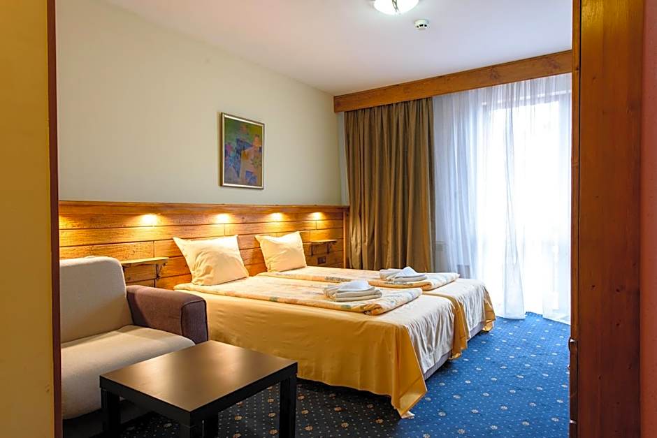 Kap House Family Hotel