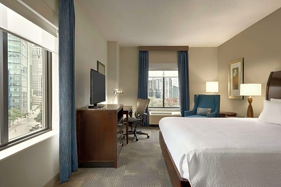 Hilton Garden Inn Minneapolis Downtown