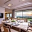 Summit Windmill Golf Suite Hotel at Suvarnabhumi