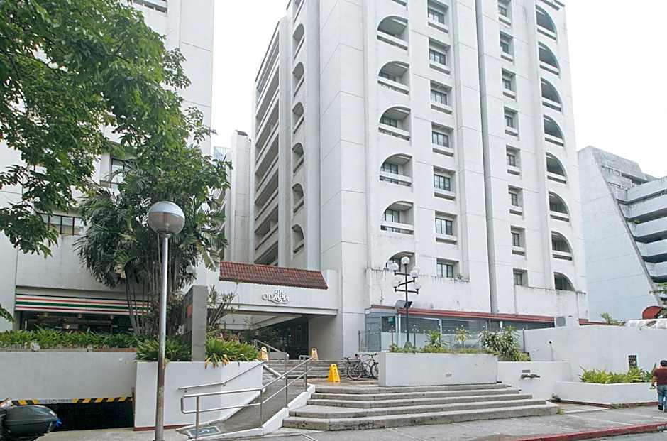 RedDoorz Premium @ The Residences Olympia Makati – Makati, NY