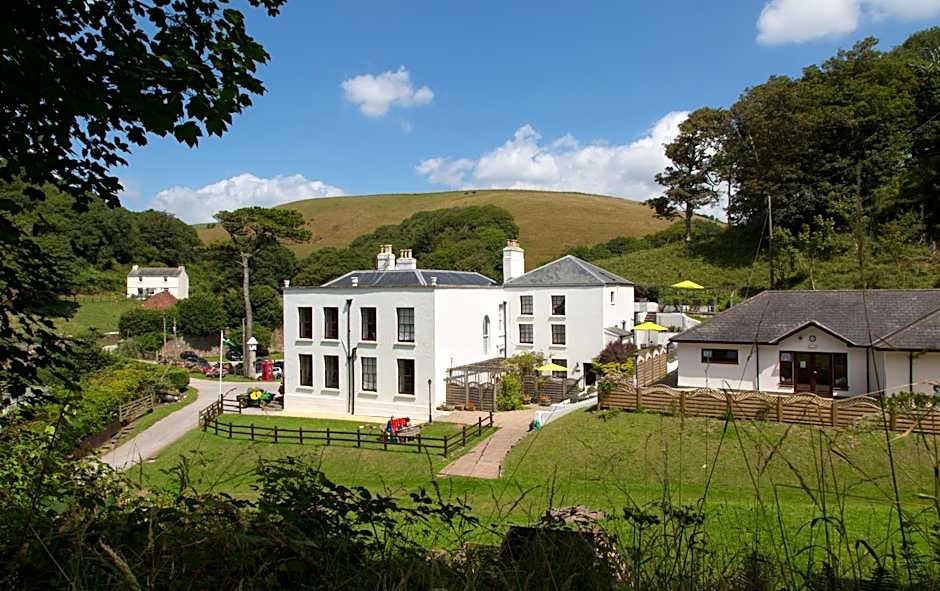 Bovisand Lodge Holiday Park, Beachside Location & Indoor Heated Pool