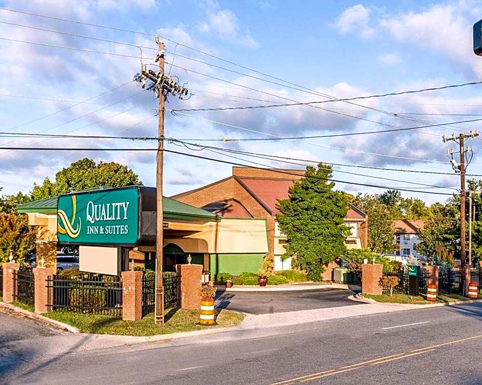 Quality Inn & Suites Coliseum