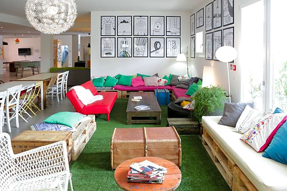 Ostello Meet Gardalake Hostel