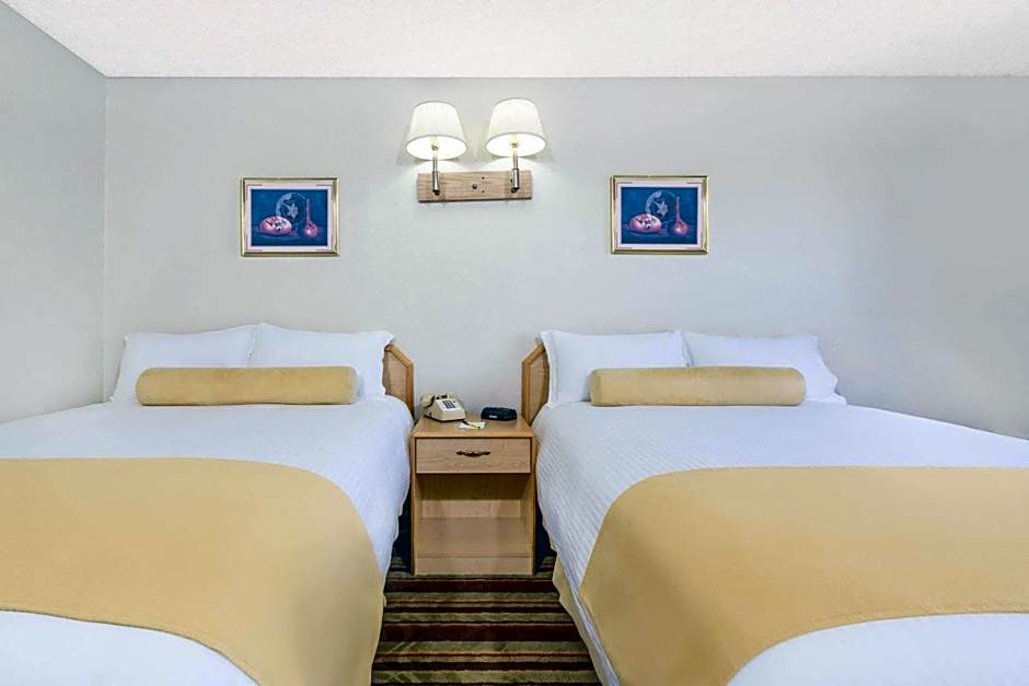 Super 8 by Wyndham Lake Havasu City