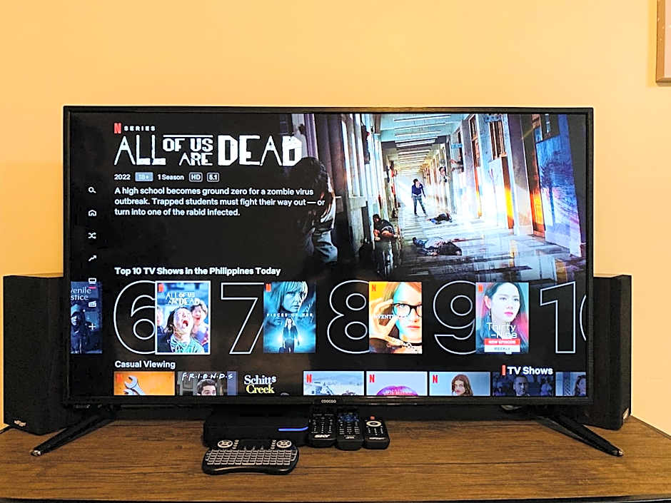 Quayside Condo near Airport