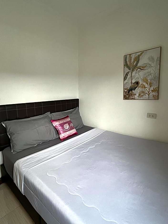 Passion Nai Harn Guesthouse