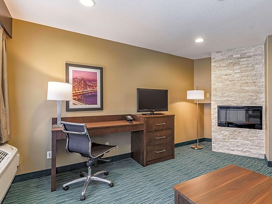 La Quinta Inn & Suites by Wyndham San Francisco Airport West