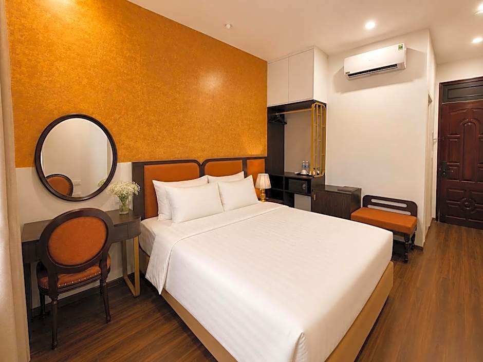 Photo 1 of 5 of Deluxe Junior Suite