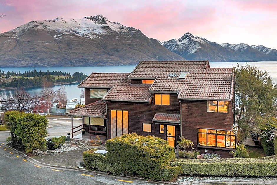 Balmoral Lodge