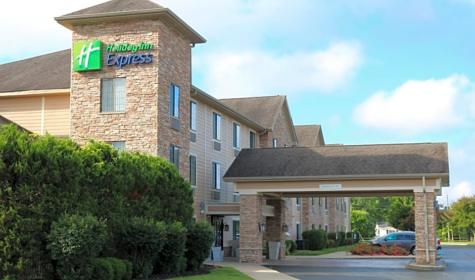 Holiday Inn Express Hocking Hills-Logan