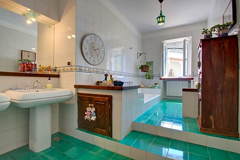 Lacco Terrace Solarium