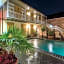 Dauphine Orleans Hotel