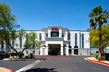 Hampton Inn By Hilton And Suites Las Vegas Airport