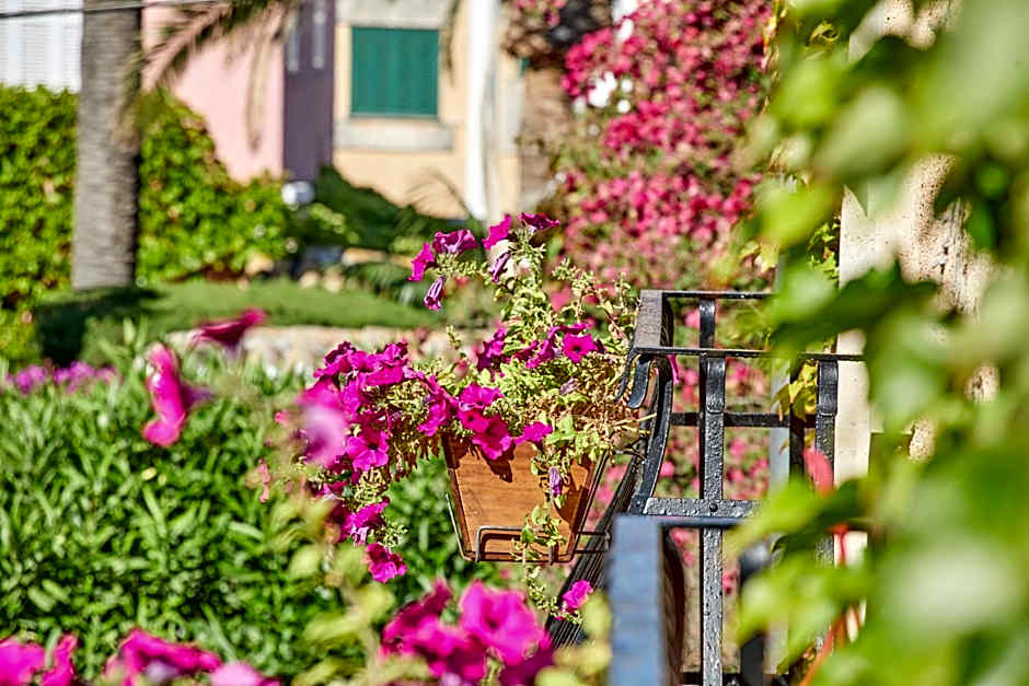 Petit Hotel Ses Rotges