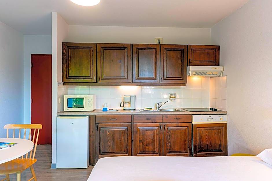 Zenitude Evian Les Terrasses du Lac, an Ascend Collection Hotel