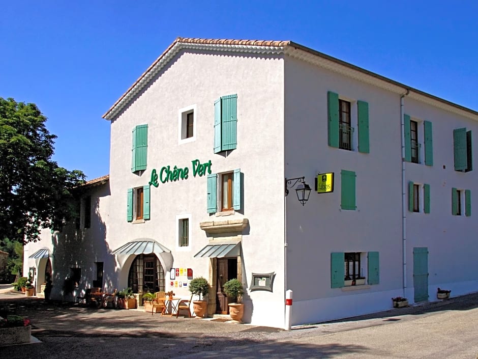 Logis Hotel Le Chene Vert