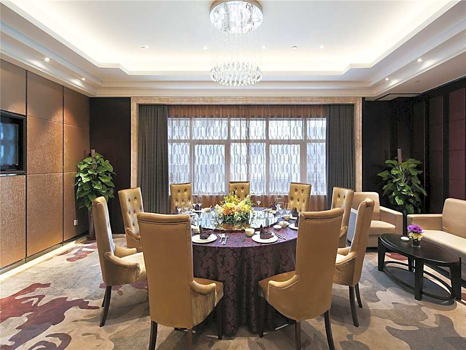 Yiwu Zhonglian Kaixin Hotel