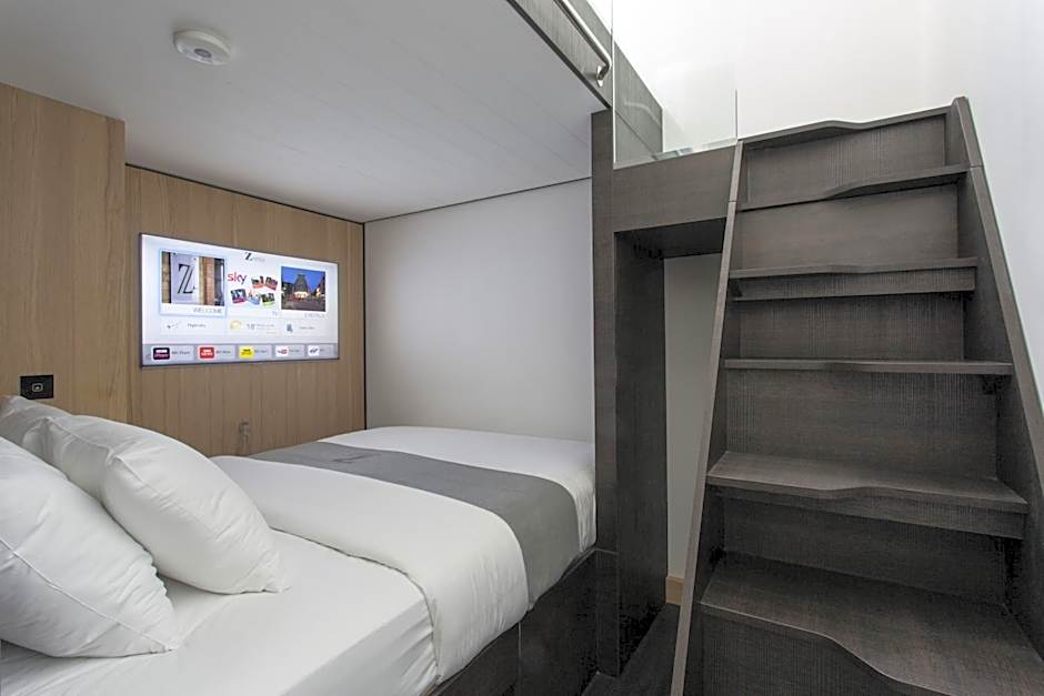 The Z Hotel City