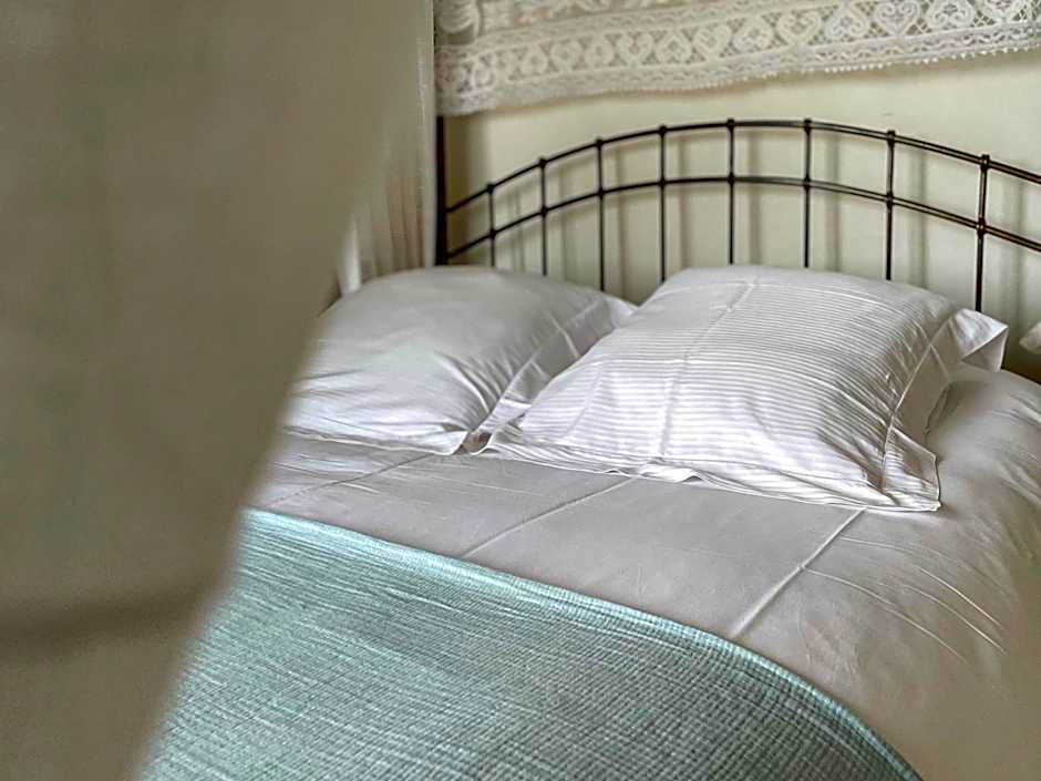 LE PRESBYTÈRE DE LA CITE ROYALE DE LOCHES