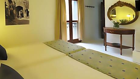 Superior Single Room