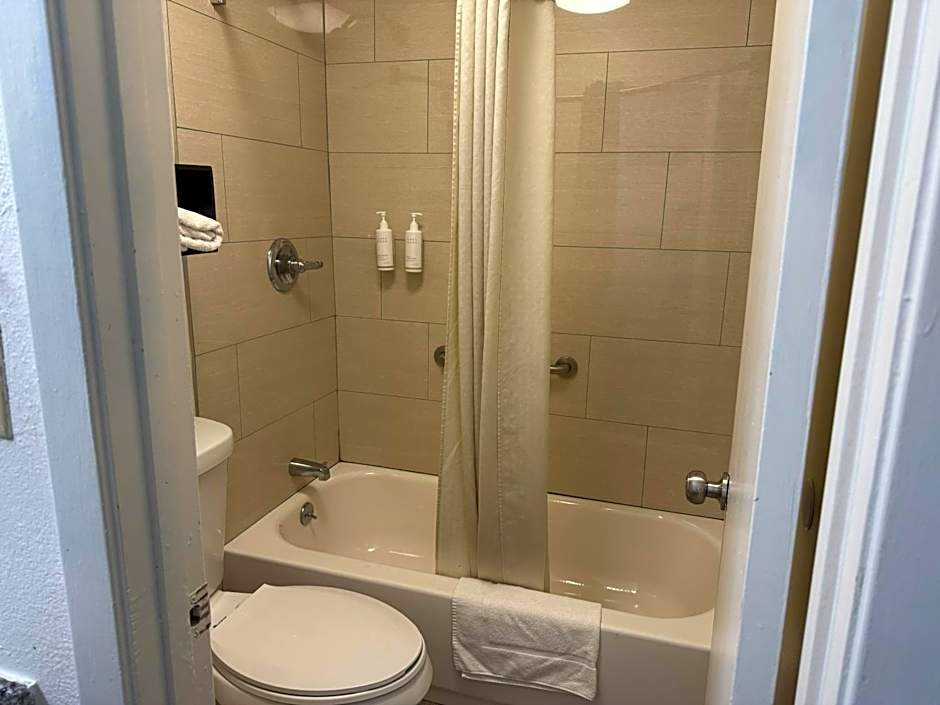 Super 8 by Wyndham Monticello AR