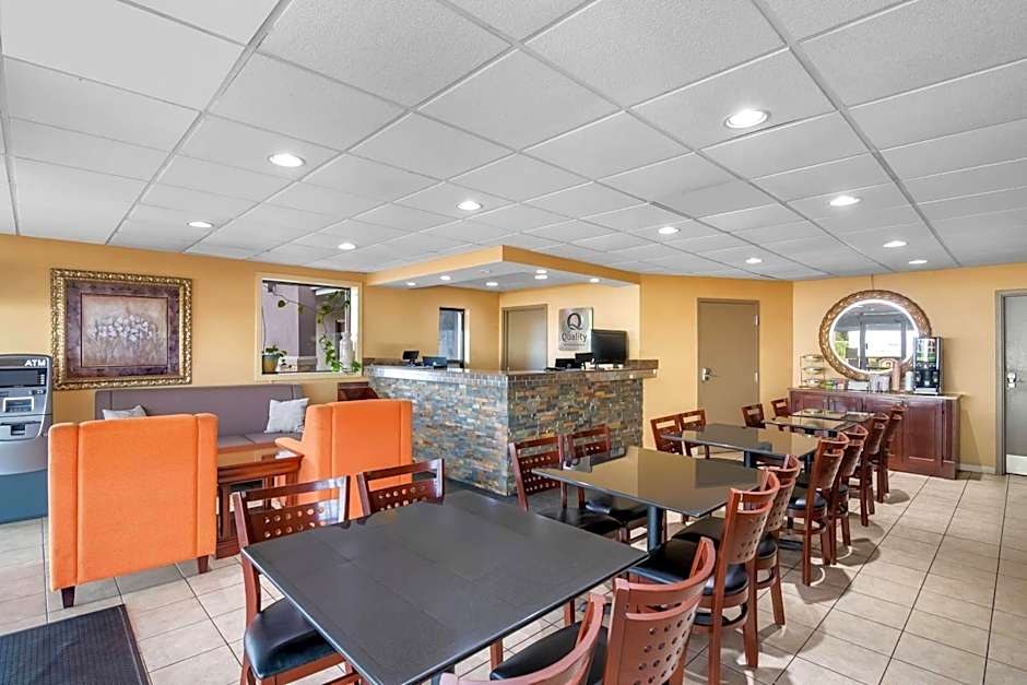 Quality Inn Waterbury East