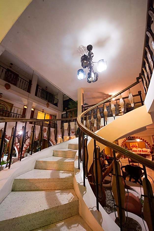 Ideal Villa Hotel