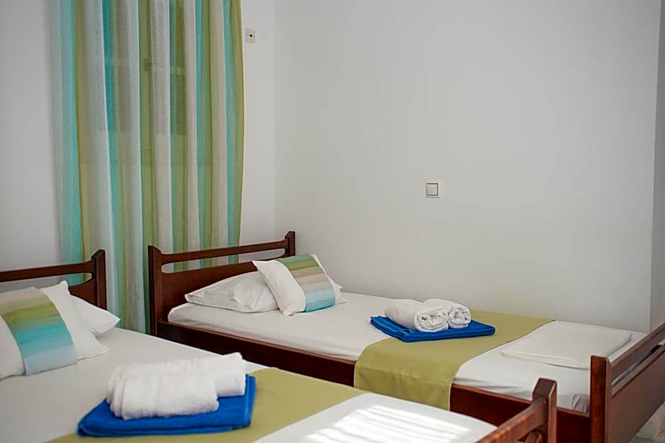 Adonis Hotel Naxos