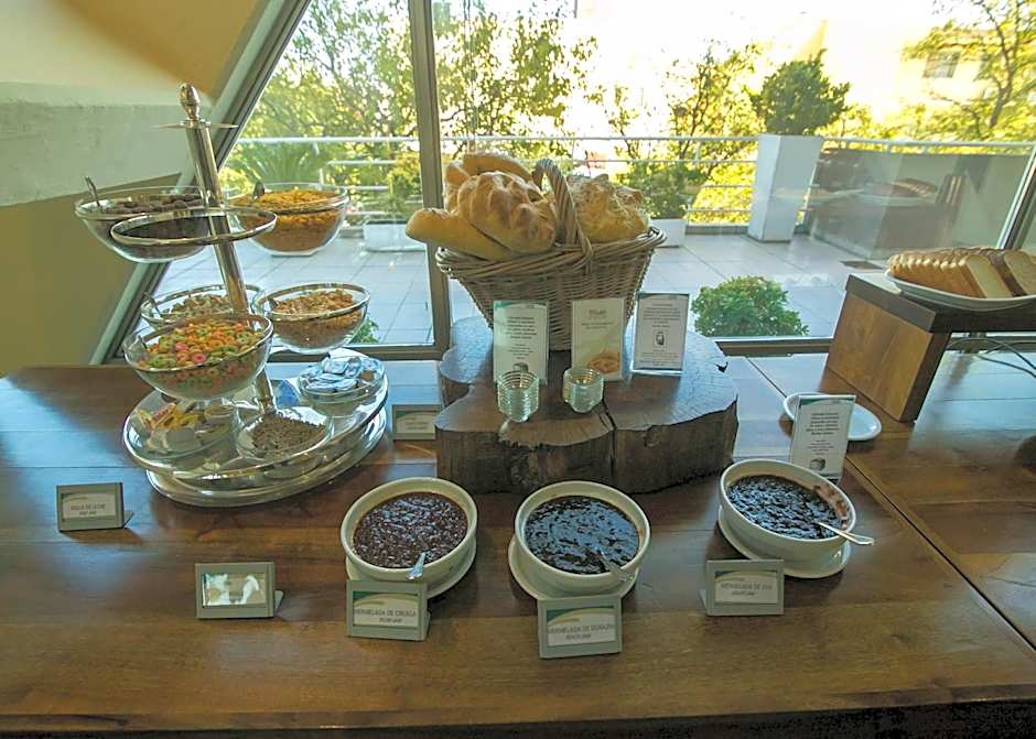 Hotel Tower Inn & Suites