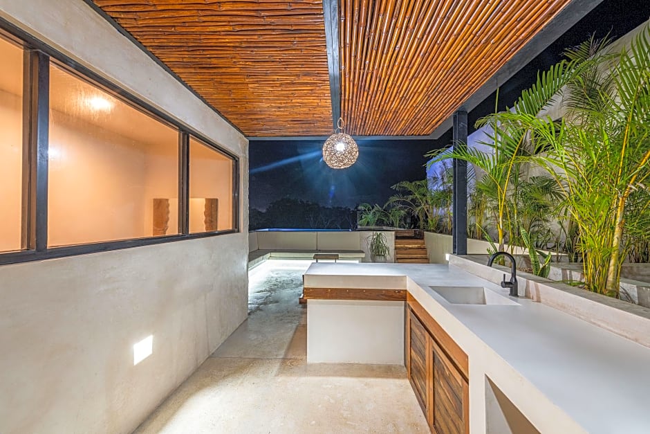 Irie Tulum Boutique Hotel