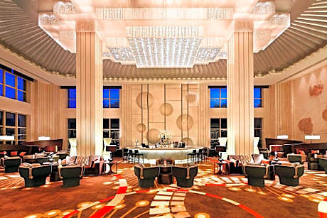 Four Points by Sheraton Luohe