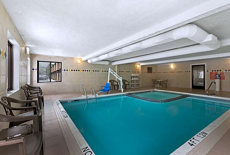 Quality Inn Traverse City