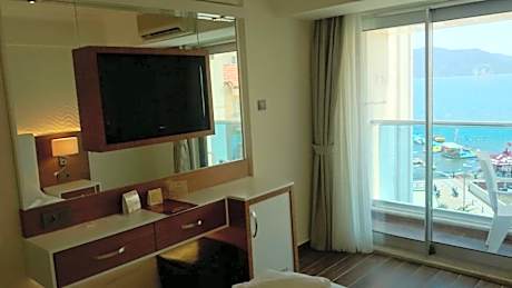 Standard Double Room with Sea View