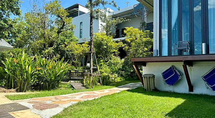 Chainam-Charmchuree residences cafe and spa