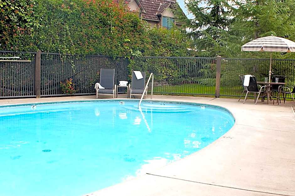 Riverside Inn