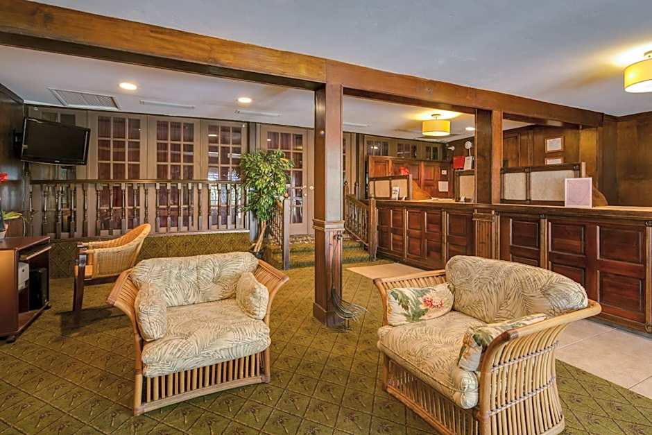 Olde Marco Island Inn And Suites