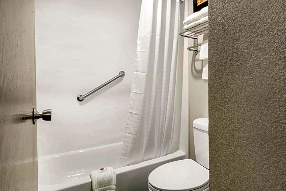 Comfort Inn Airport