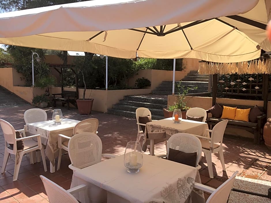 Hotel Porto Puddu - Il Nido dei Gabbiani