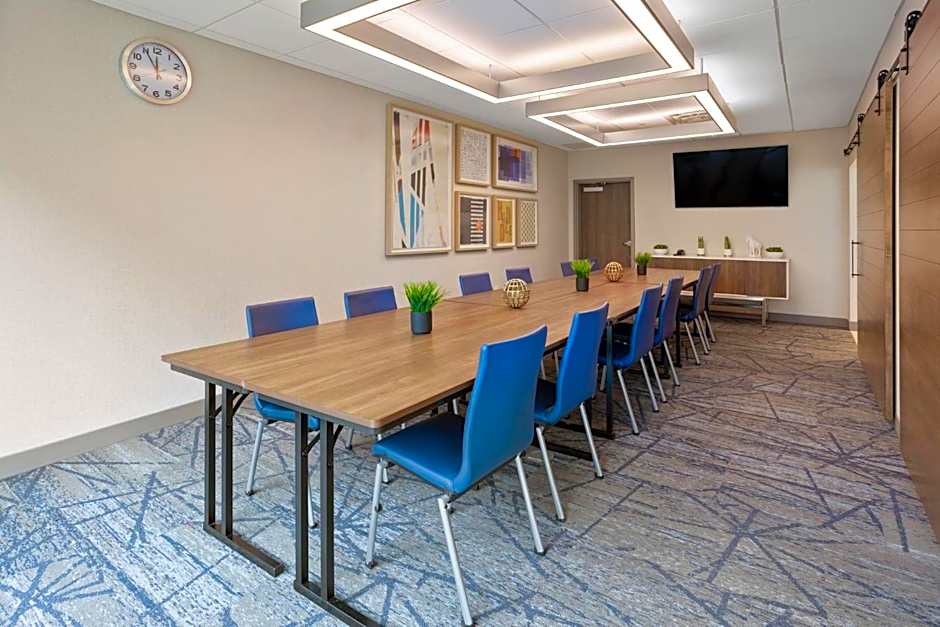 Holiday Inn Express And Suites Waynesboro East By IHG