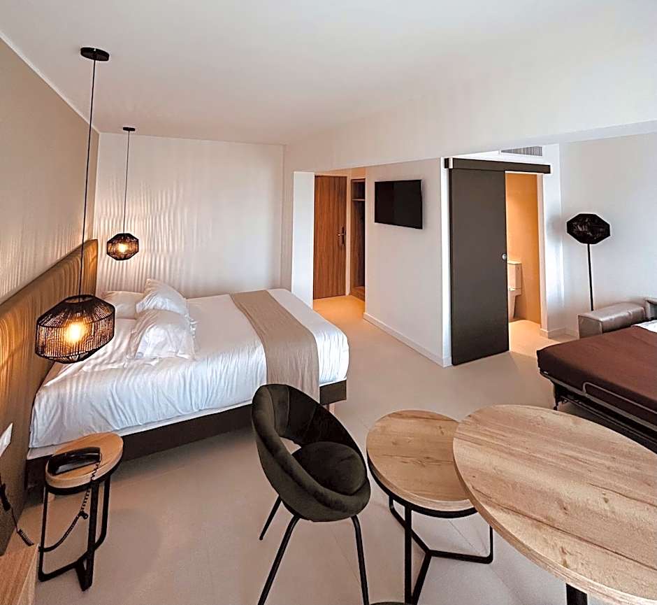 Hôtel Spa Restaurant La Madrague