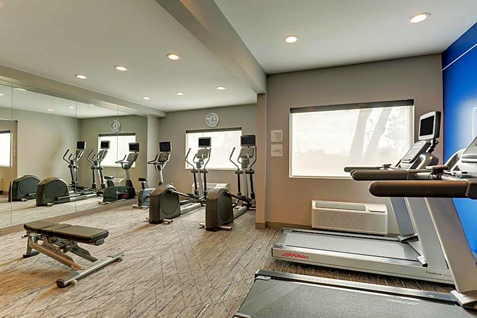 Holiday Inn Express Kenner New Orleans Airport By IHG